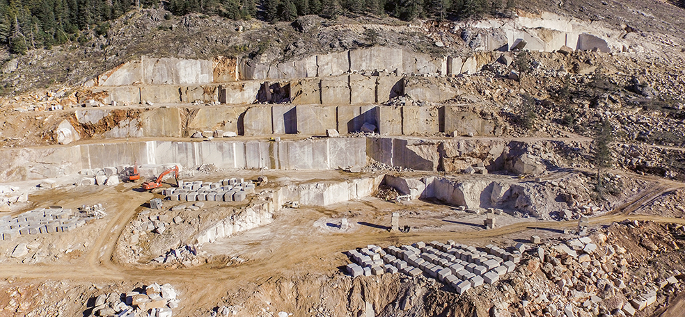 турецкий мрамор карьер
